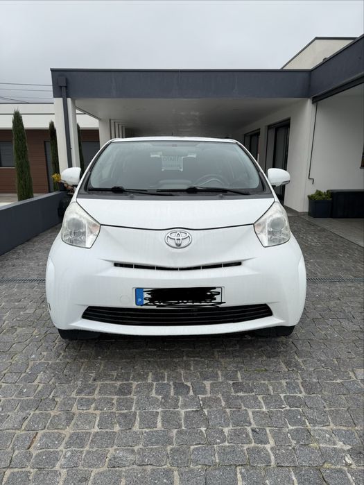 Vendo Toyota IQ