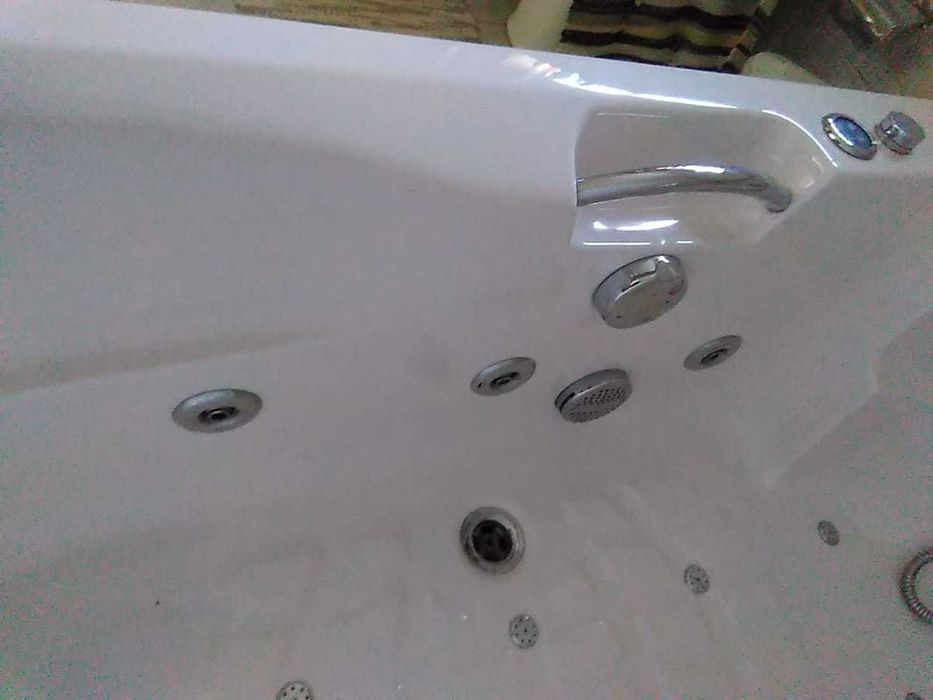 Banheira de hidromassagem