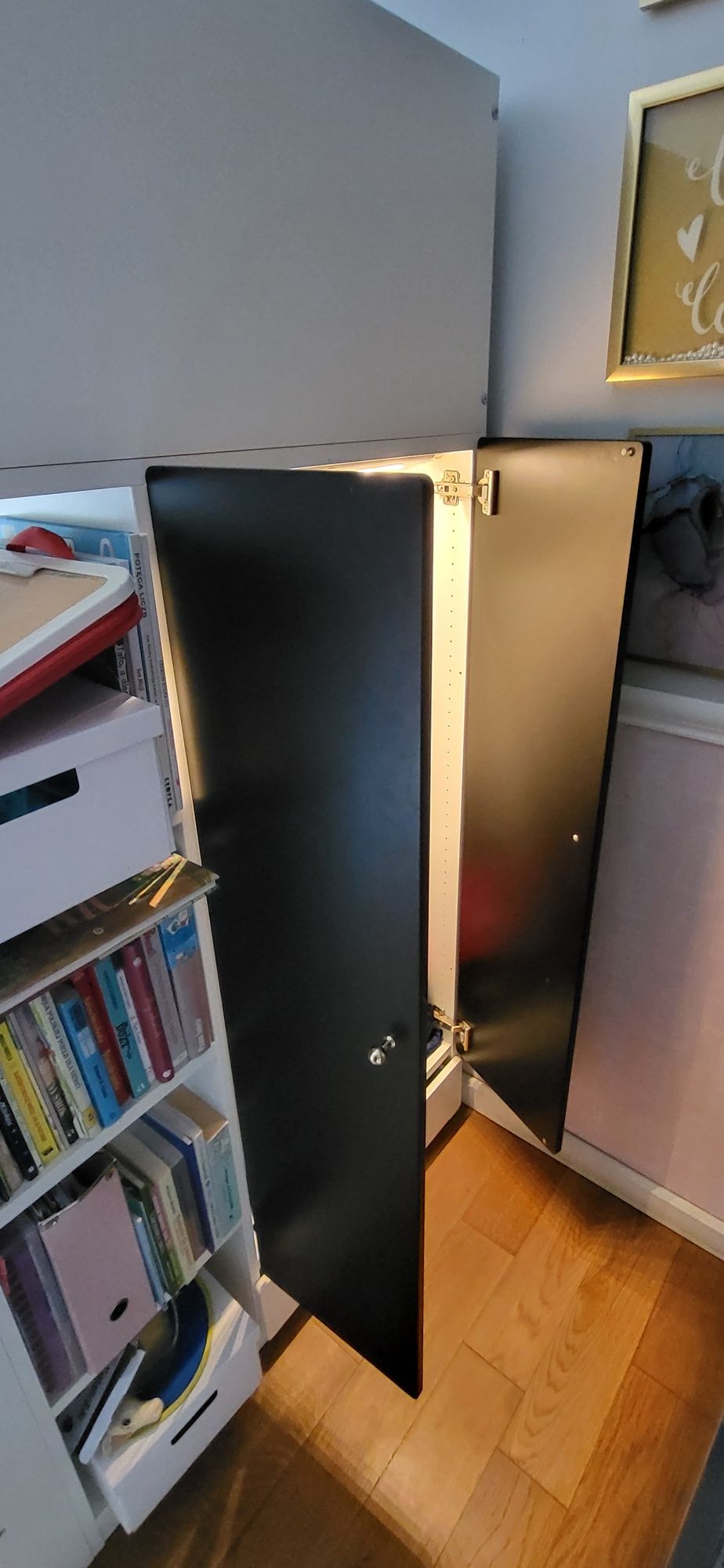 Smastad Ikea łóżko piętrowe z szafą i biurkiem