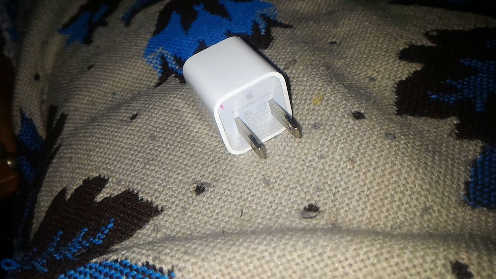Adaptador de energia USB 5W da Apple