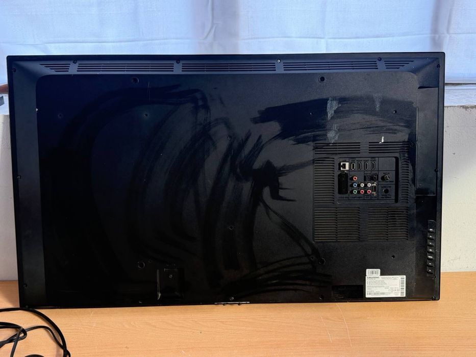Телевізор Grundig 42/ 42 дюйми / Full HD