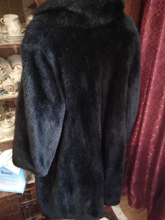Женская шуба, зимнее пальто, плащ