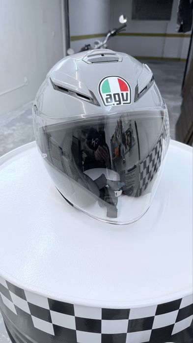 Capacete AGV Jet com Viseira Dupla