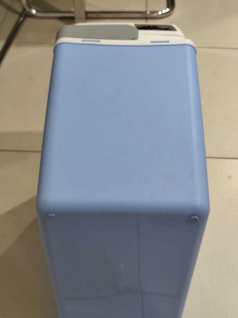 Geleira elétrica Crivit modelo 108075.