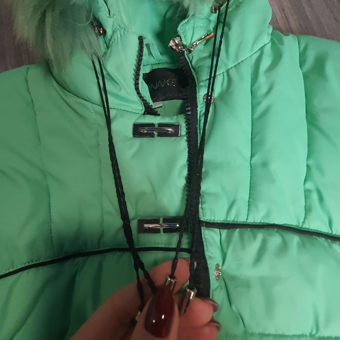 Зимова куртка для дівчинки