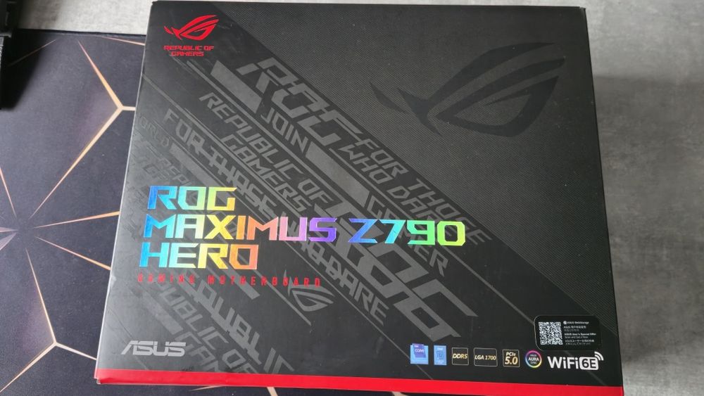 Płyta główna Asus Rog Maximus Z790 Hero - uszkodzona