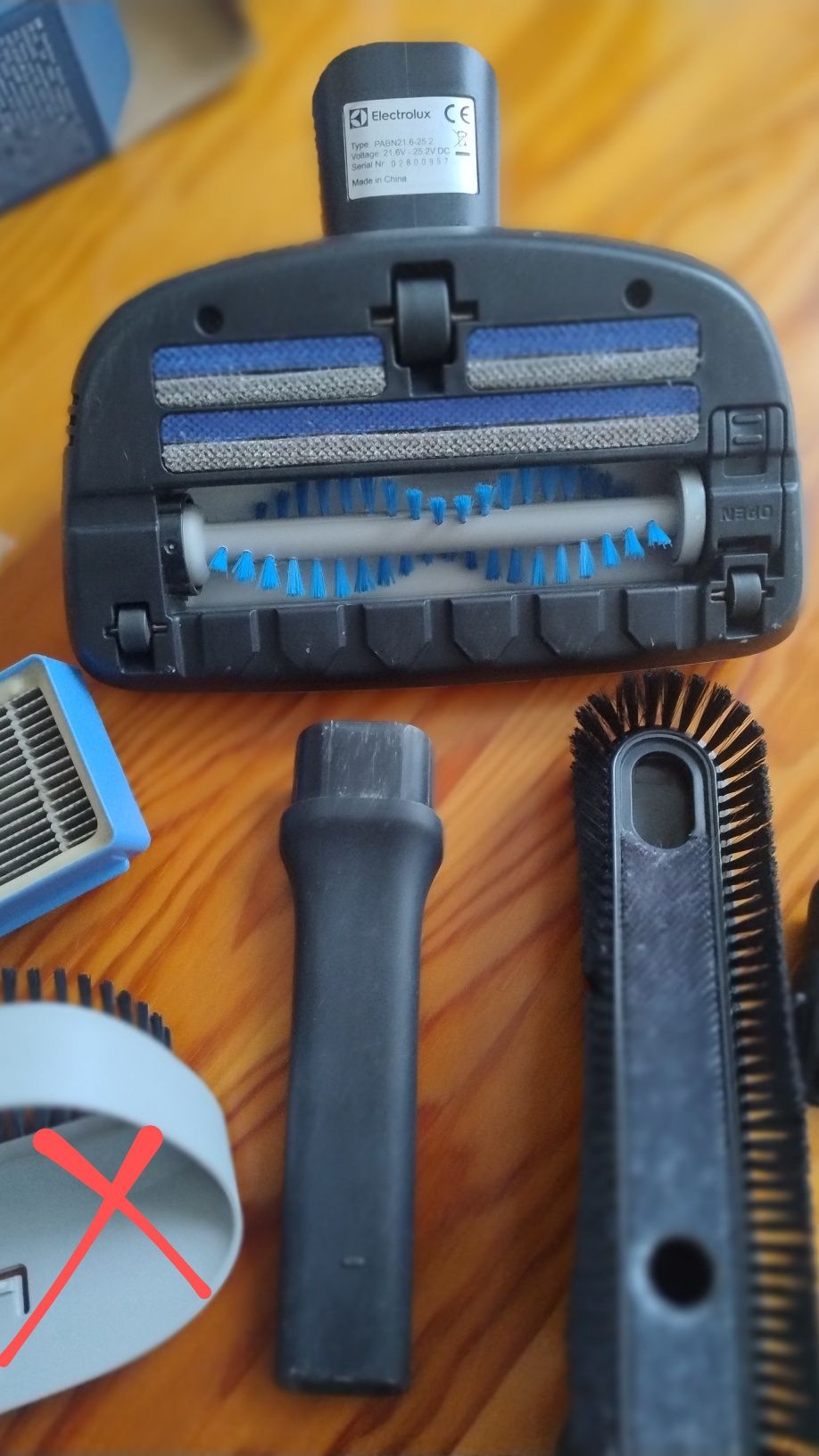 Turboszczotka, szczelinowka,filtr Elektrolux Pure q9
Szczotka do odku