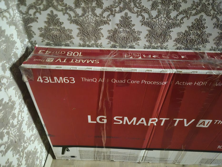 LG Smart TV 43" (43LM63) — чудовий стан!