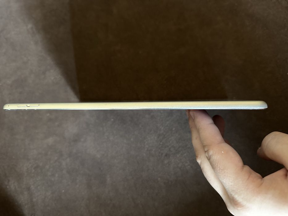Ipad air 2 в хорошем состоянии