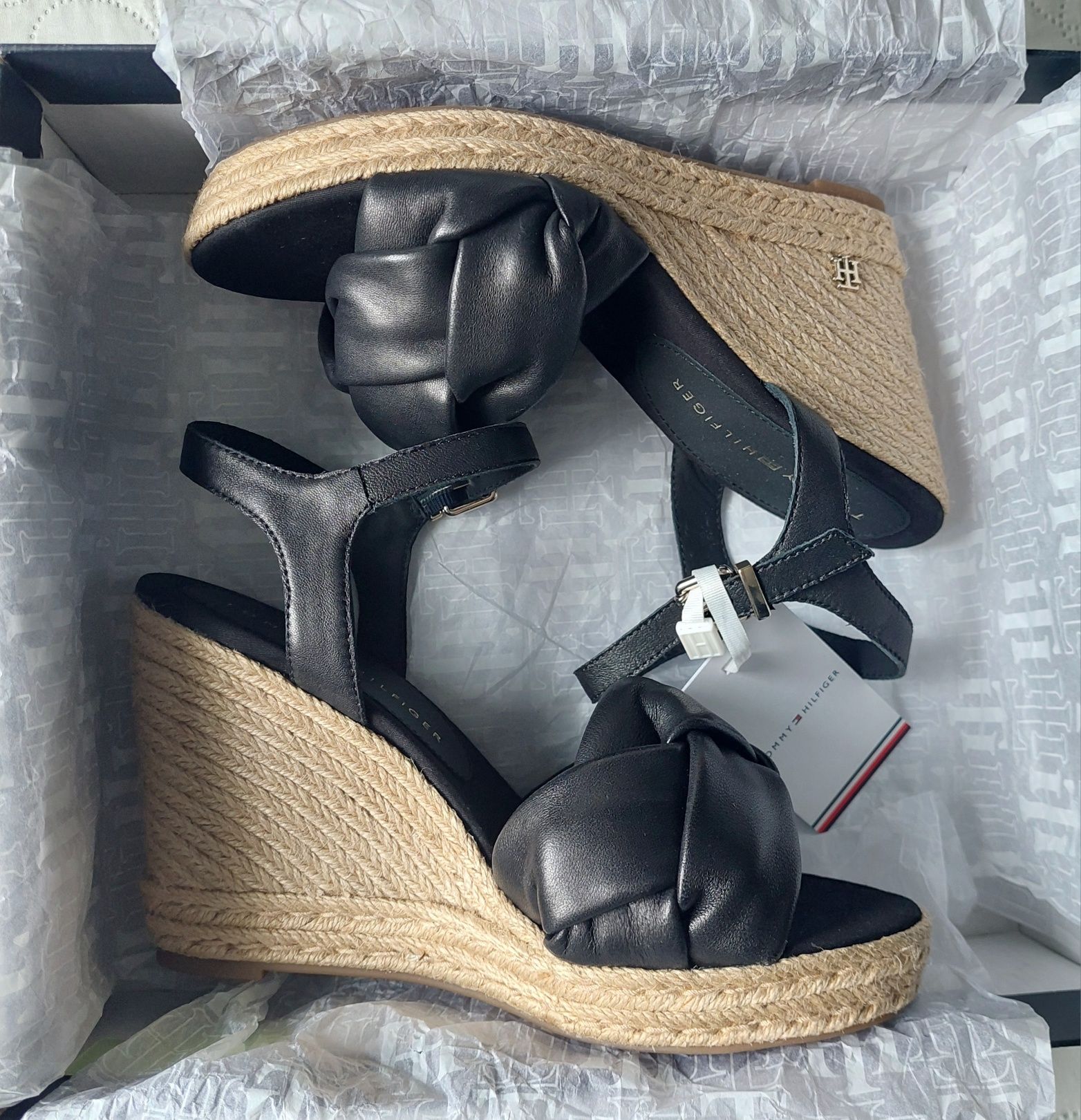 Espadryle Tommy Hilfiger r.38 model TH Waves High Wedge Sandal