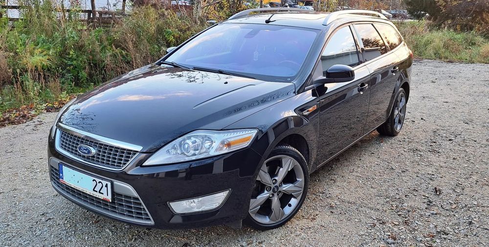 Ford Mondeo alcantara, ksenony, szyberdach, Convers+, nawigacja, nowy akumulator