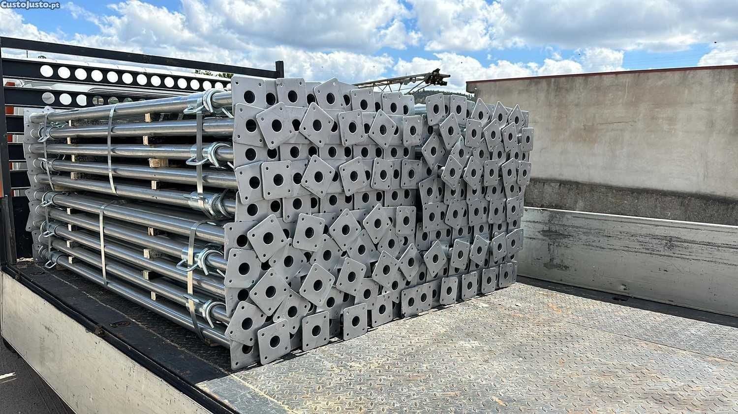 Escoras Italianas Galvanizadas