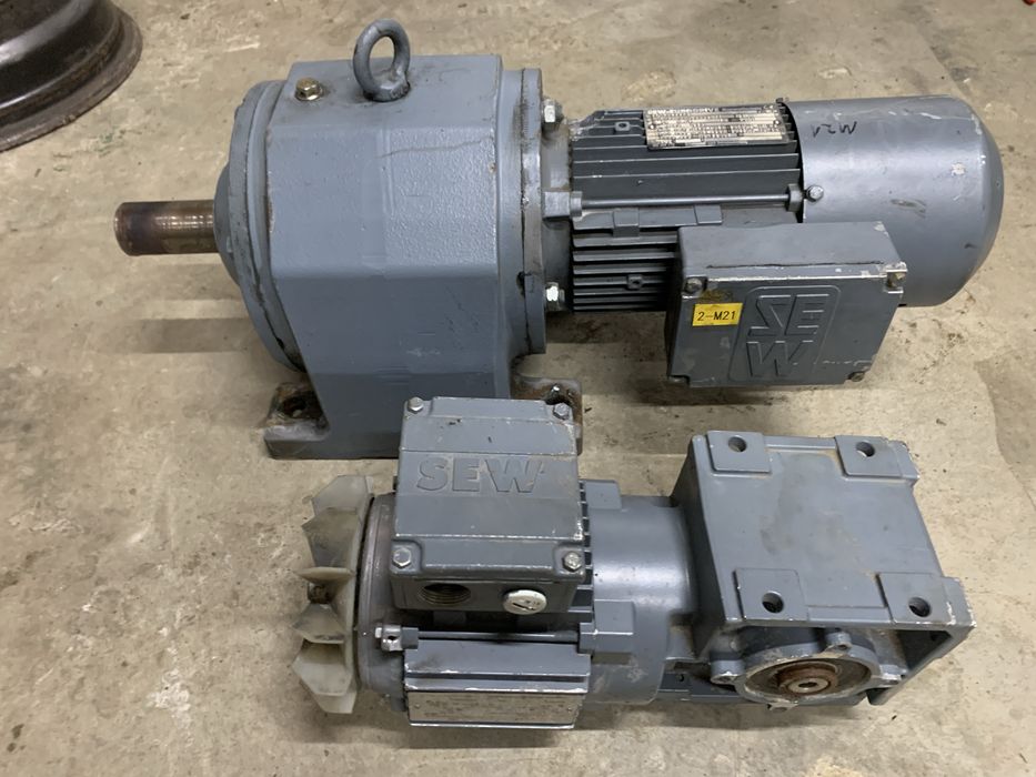 Продам 2 мотори SEW з редуктором з Німеччини