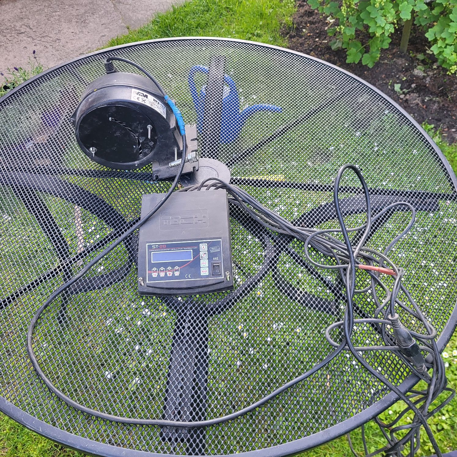 Mikroprocesorowy regulator temperatury + dmuchawa