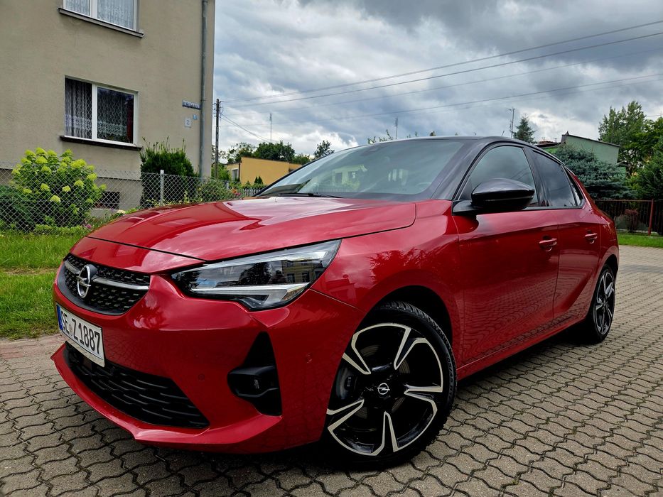 Opel Corsa GS Line 2020 rok.  1.2 benzyna == 
PRZEBIE