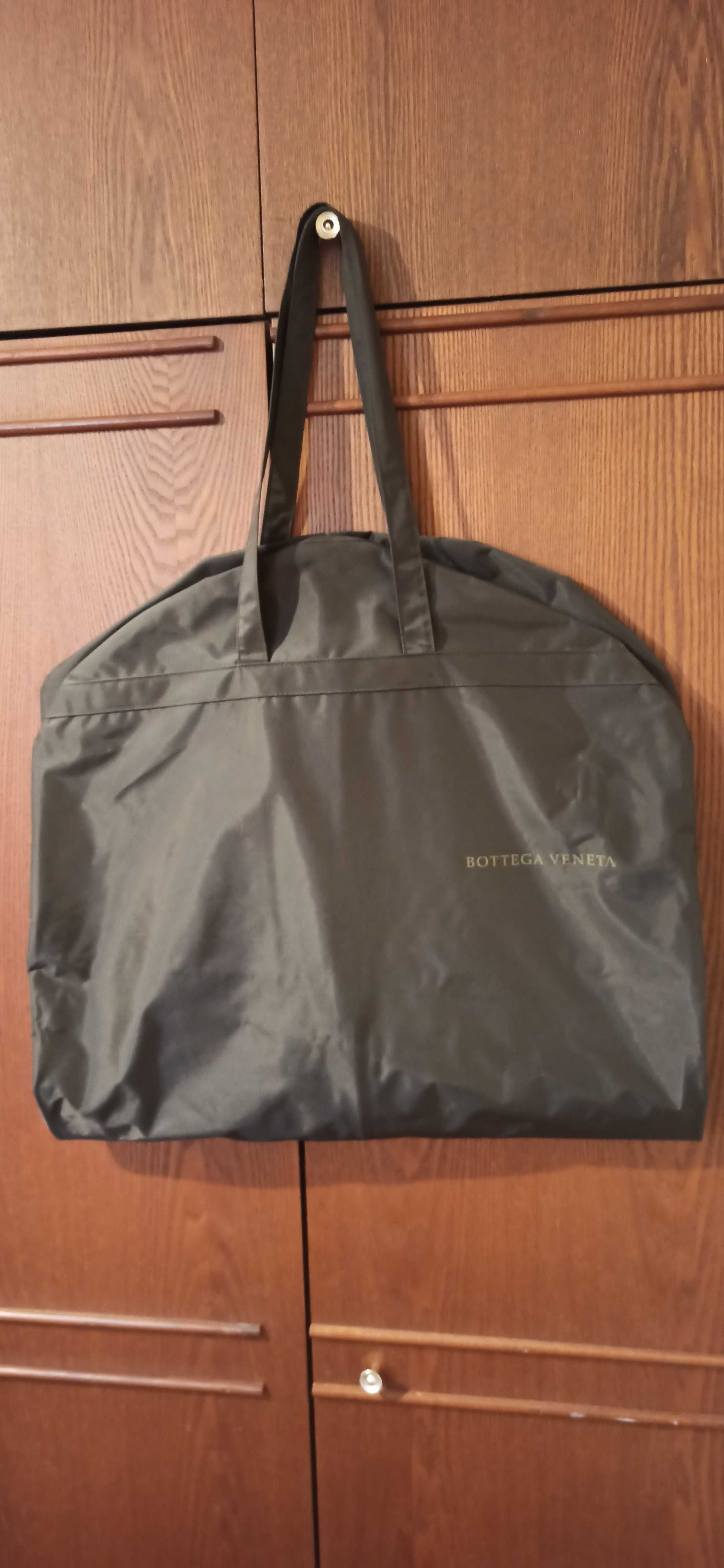 Чохол,  кофр для одягу Bottega veneta