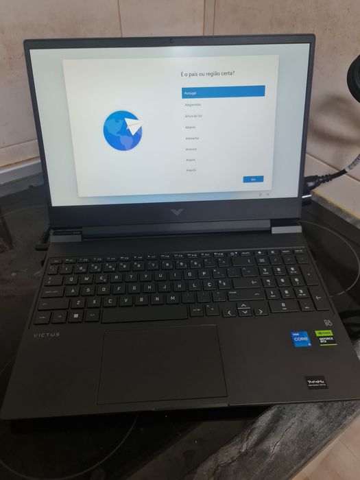 Portátil gaming victus