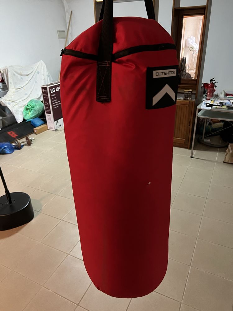 Saco de boxe com pouco uso