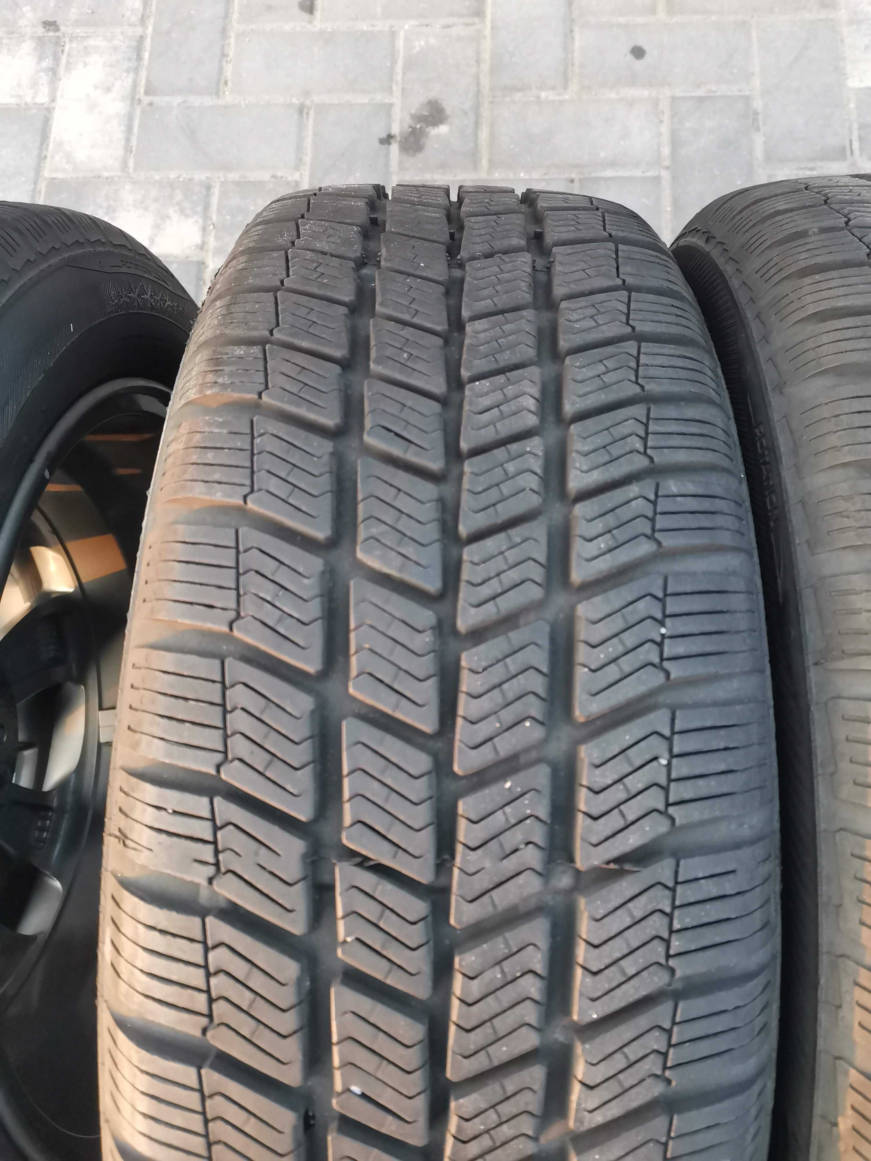 4 Opony zimowe Barum POLARIS 3 195 55 R16 87H