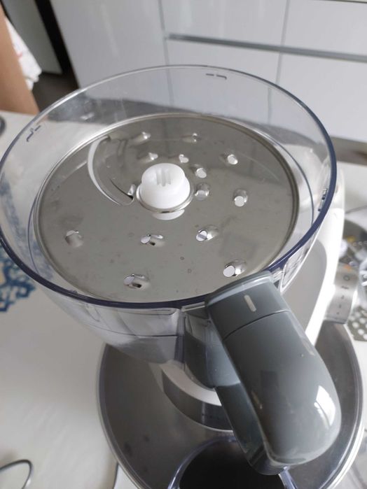 Robô de cozinha completo, batedeira, mistura, amassa,