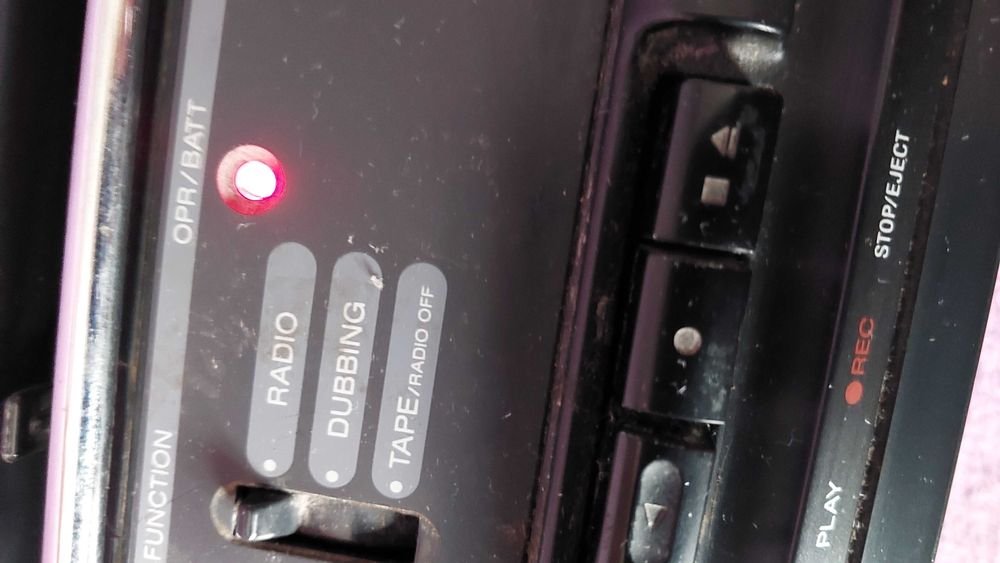 Radiomagnetofon Sony CFS-W3035 .