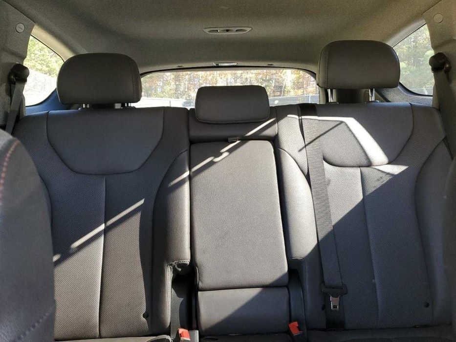 Hyundai Santa Fe Limited 2019