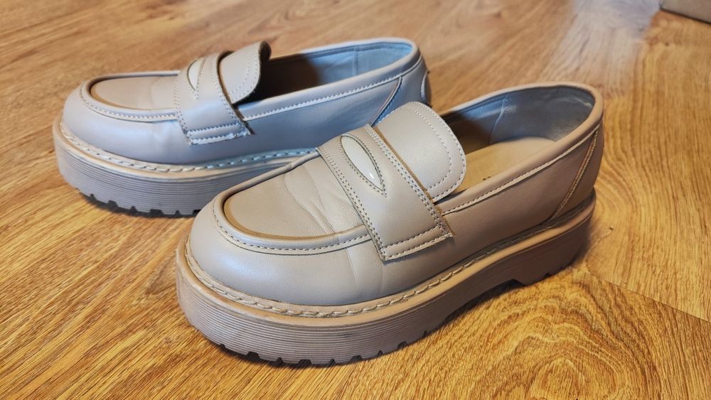 Фірмові   лофери