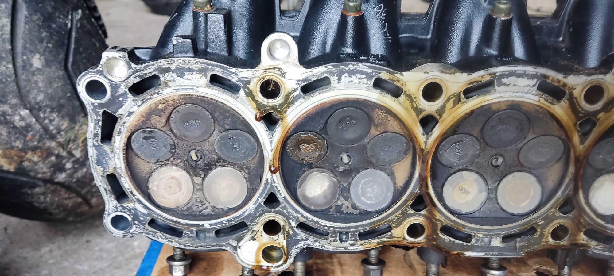 Yamaha r1 rn01 głowica wałki komplet