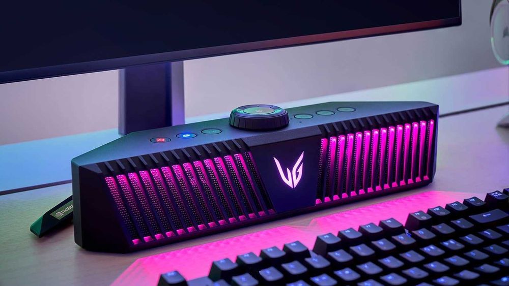 LG UltraGear GP9 3D DTS, ESS HiFi Quad DAC - CUDO STAN!