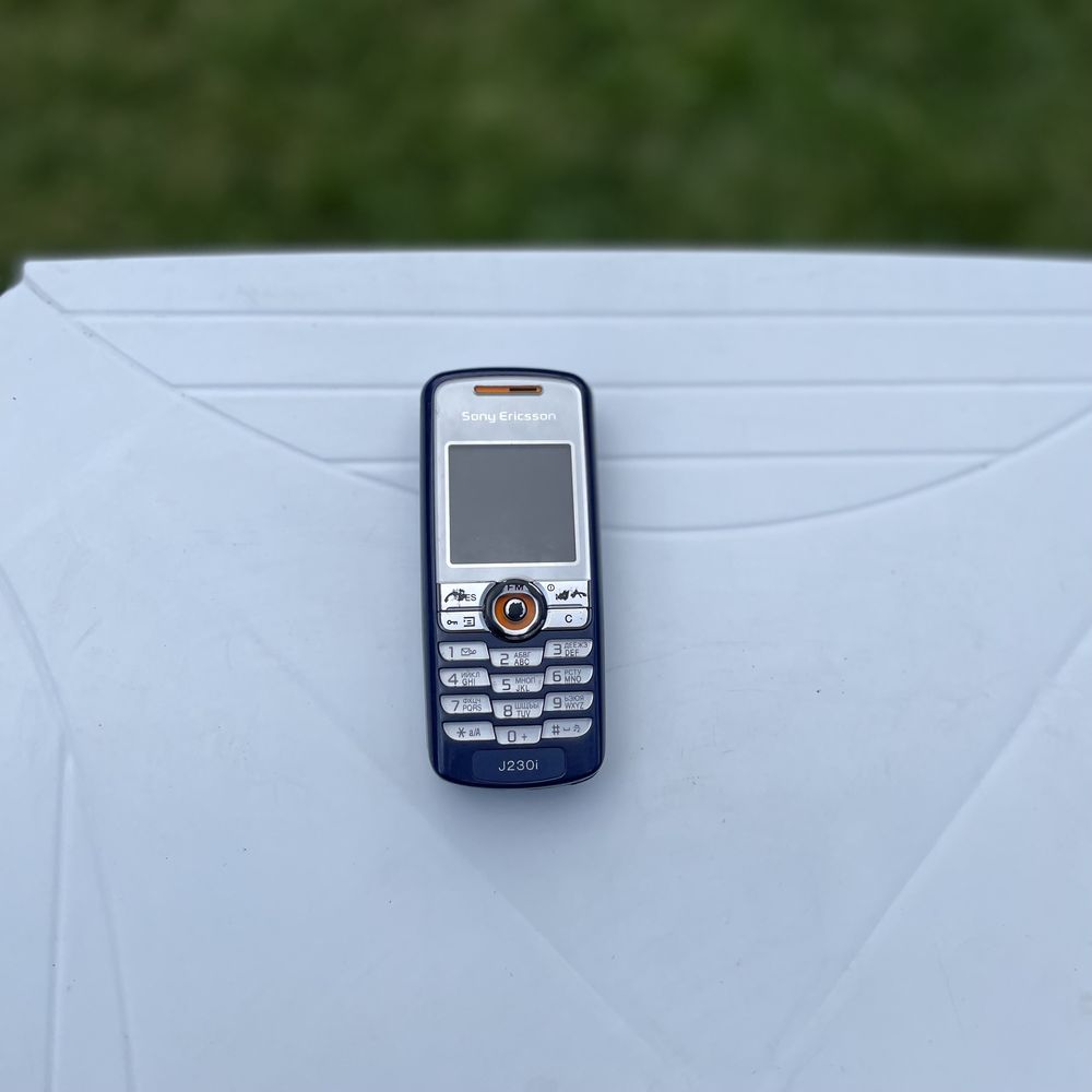 Телефон Sony Ericson для розбору на запчастини / ремонту