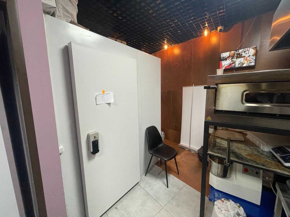 Аренда-продажа бизнеса Пицца Суши 33м2 Фудкорт ТРЦ Караван