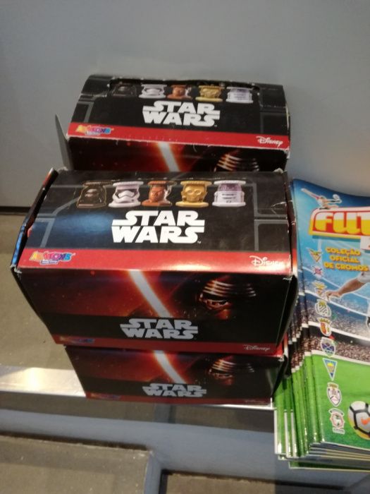 cromos vários e Abatons da coleção star Wars