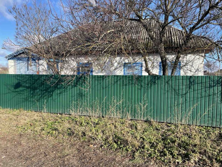 Без %%% Продаж будинку з землею в центрі с. Семиполки