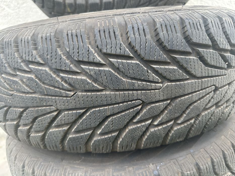 Комлект зимових шин R15 з дисками (4×100)