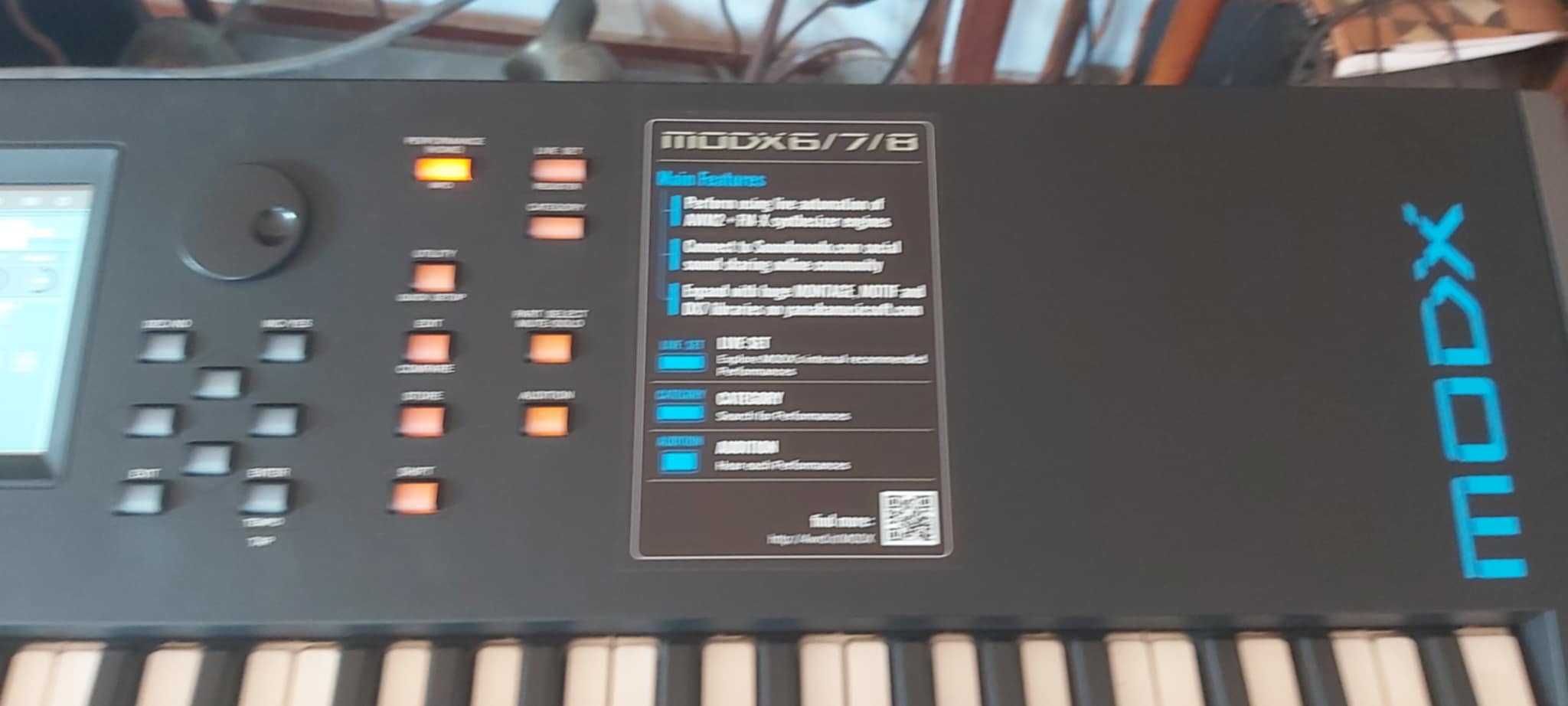 Yamaha MODX 7, como novo.