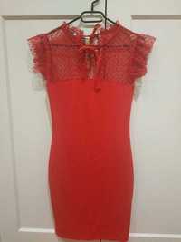 Czerwona sukienka z koronką 36 s