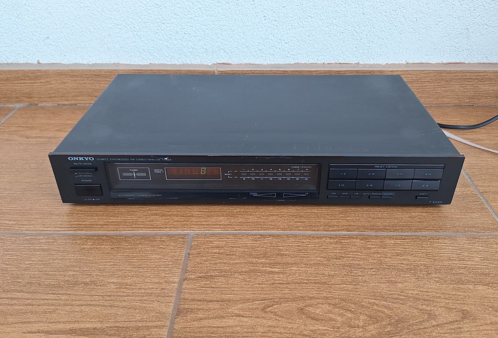Tuner radiowy Onkyo T-4330L