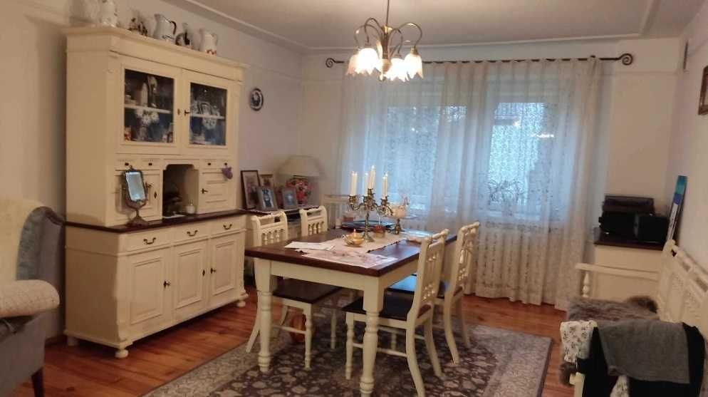 Dom jednorodzinny 230 m2 Kolonia Robotnicza Ostrowiec Św.