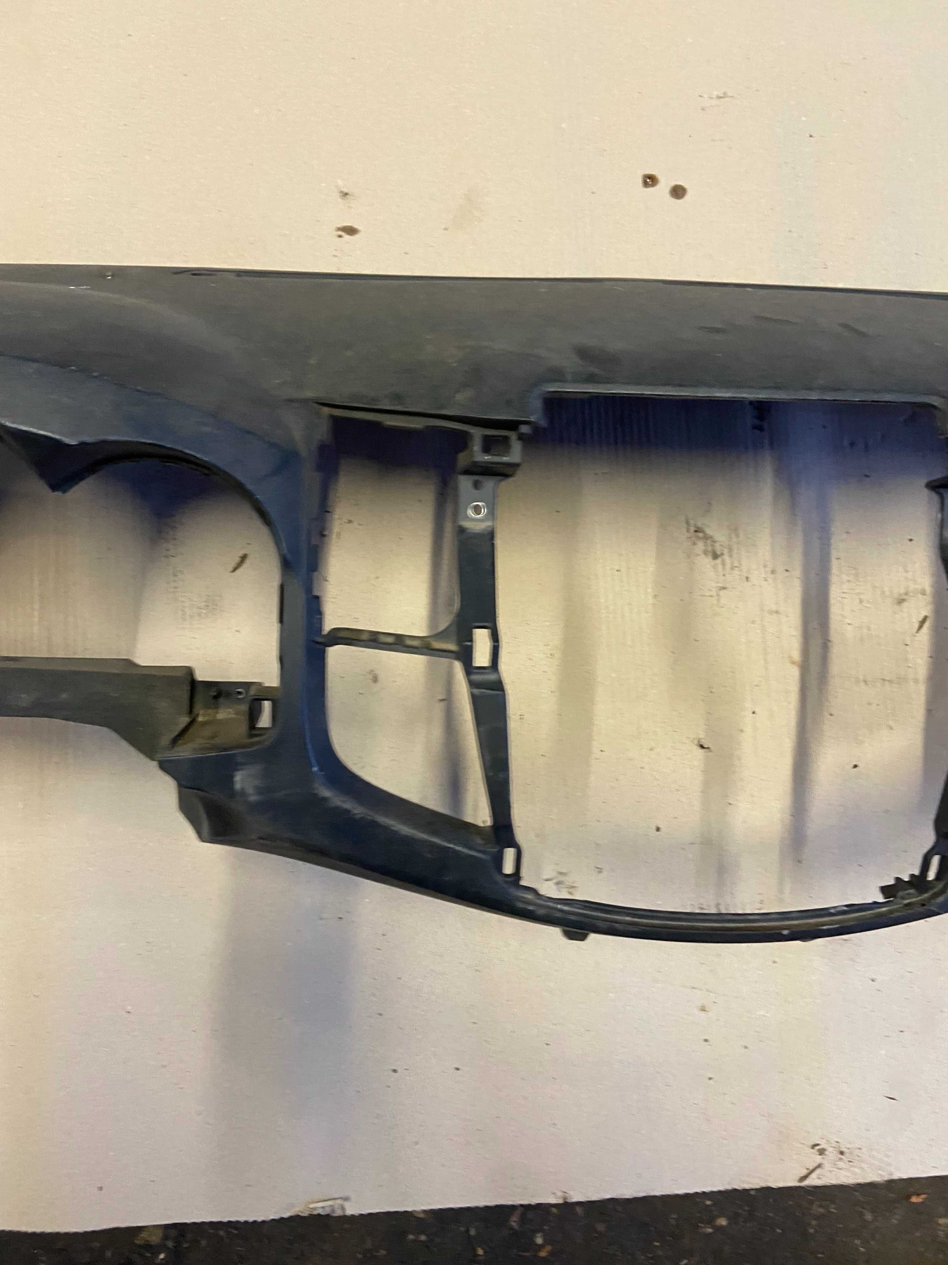 Toyota Hilux VII Deska Rozdzielcza Konsola 05-15 Europa