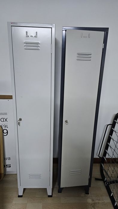 Cacifo/armário metálico