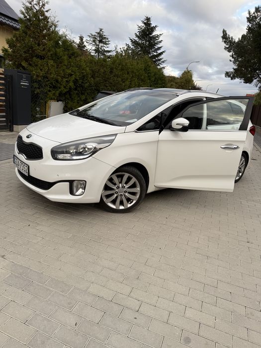 KIA Carens IV  1.7 CRDi 5 os.