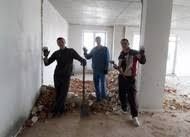 Демонтажные работы Земельные работы копка траншей, ям, Демонтаж стен