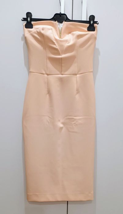 Piękna sukienka  RIVER ISLAND