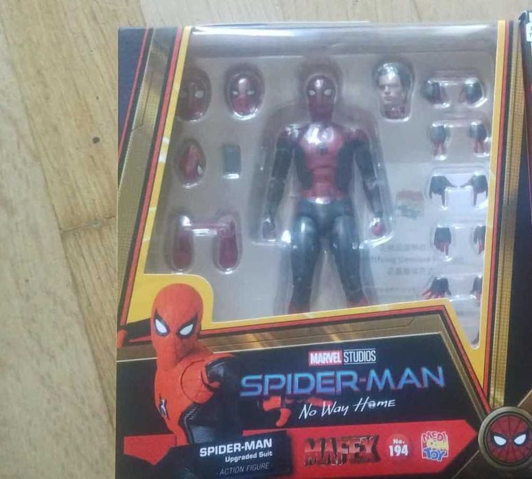 MAFEX 194 - Spider-Man No Way Home