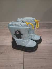 Buty chłopięce śniegowce niebieskie w potworki r. 22 nowe