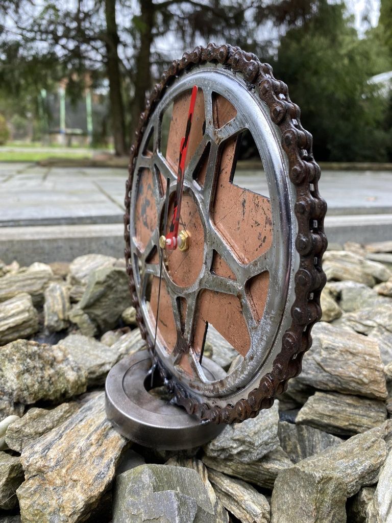 Zegar loft rękodzieło indrustal stara tarcza rowerowa PRL