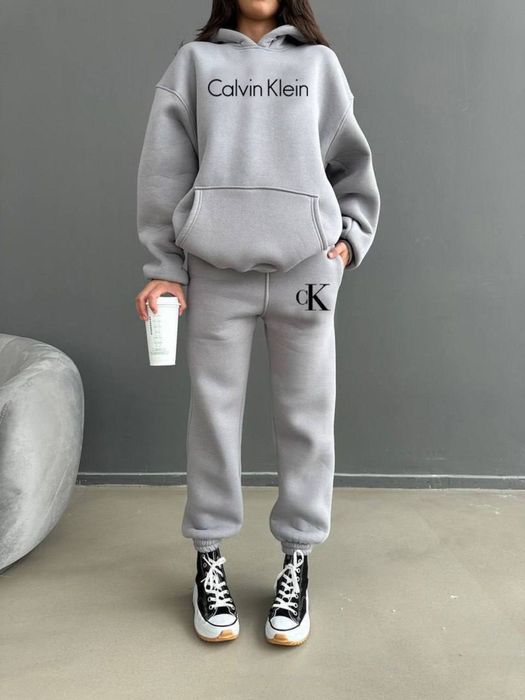 Жіночий теплий костюм СК