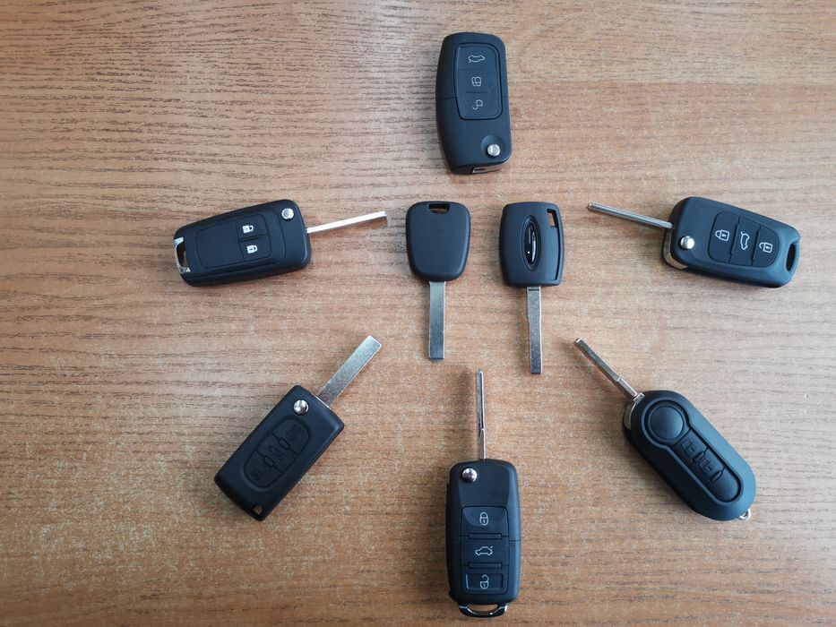 Dorabianie Kluczy-Naprawa Obuwia -Ostrzenie narzędzi