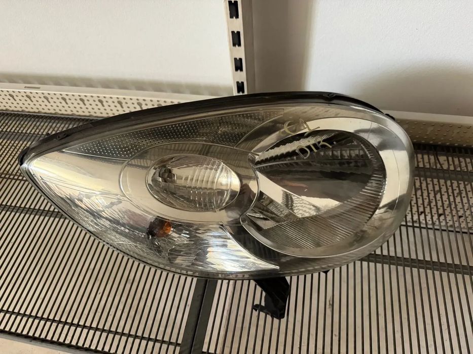 Farol citroen c1 direito