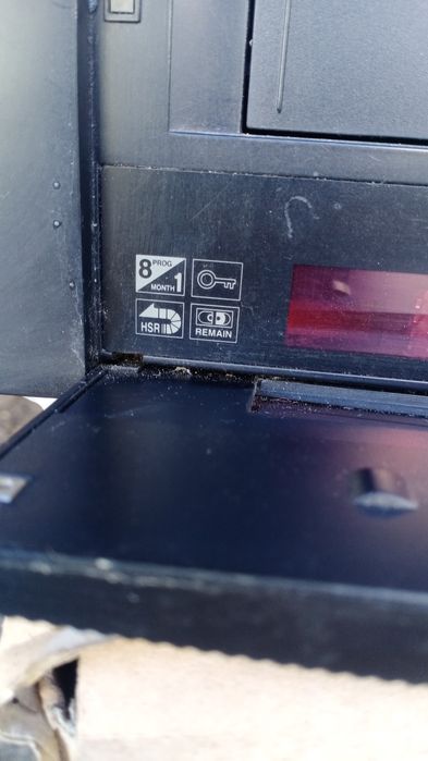 Відеомагнітофон GoldStar